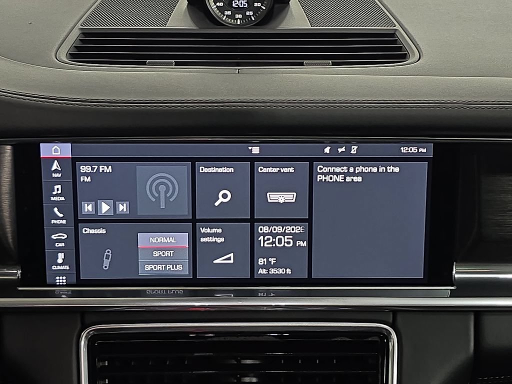 Certified 2020 Porsche Panamera GTS AWD/4WD image 17