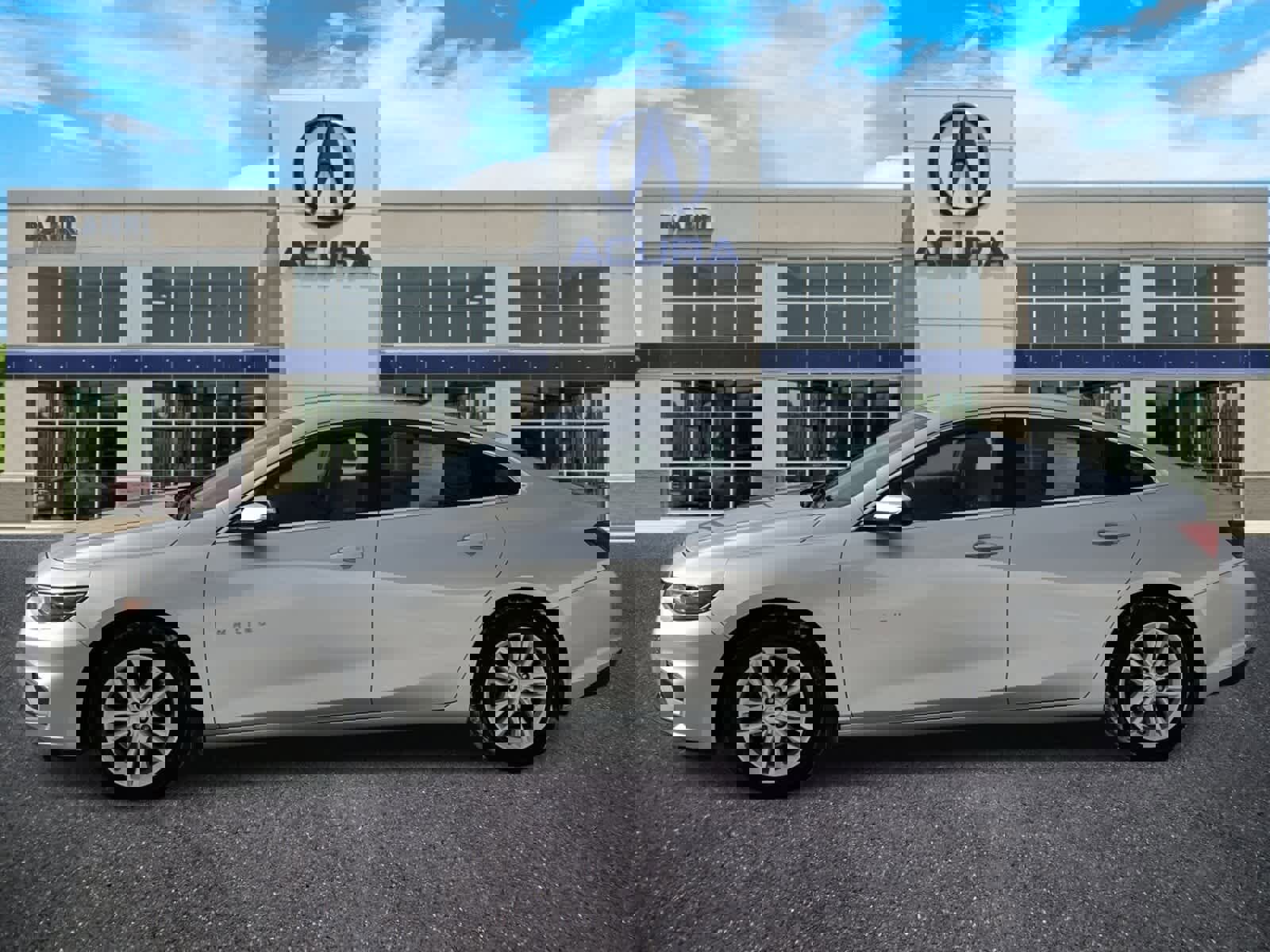 Used 2017 Chevrolet Malibu LT image 2