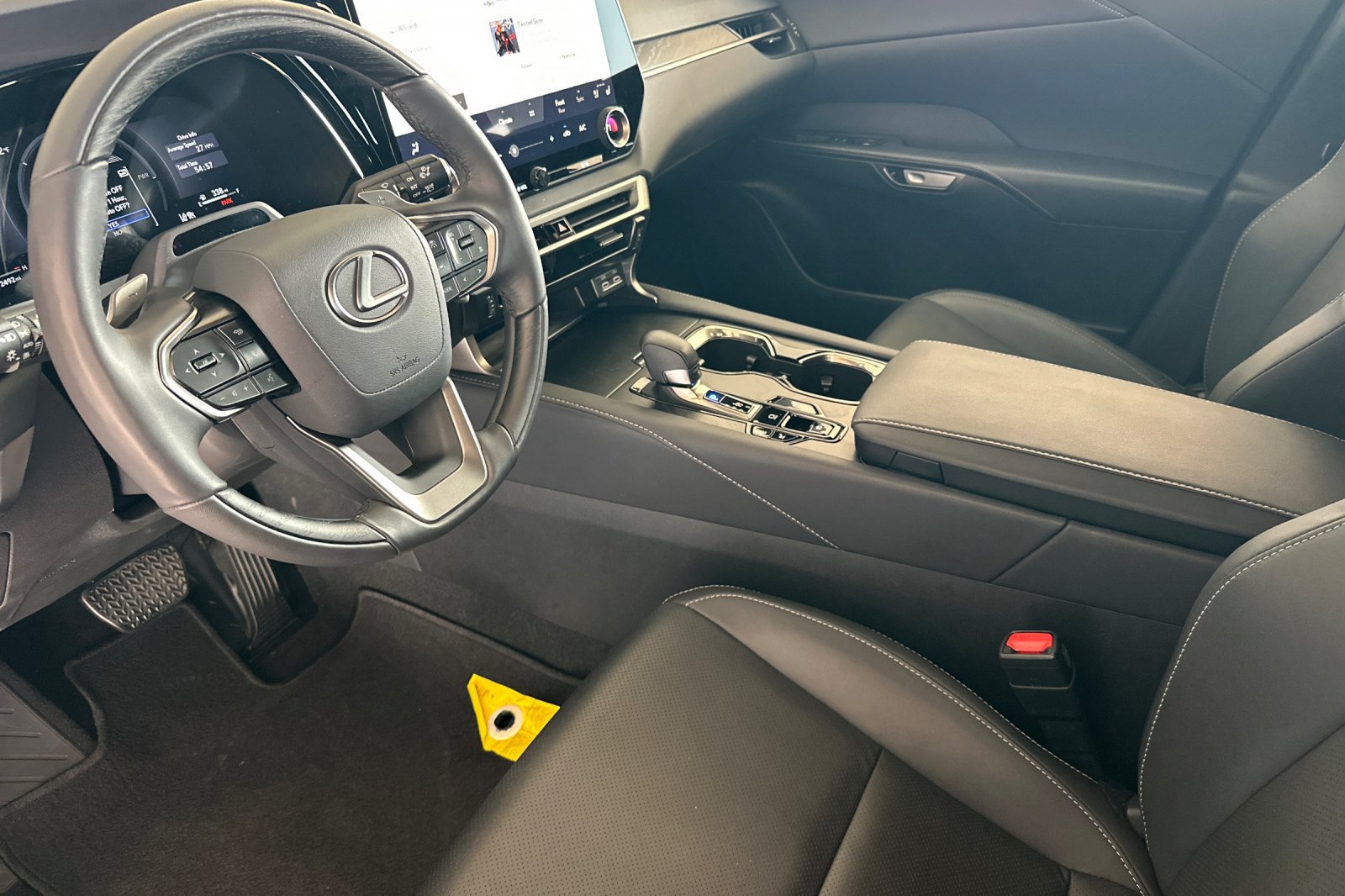 Certified 2025 Lexus RX 350h w/ Convenience Package AWD/4WD image 7