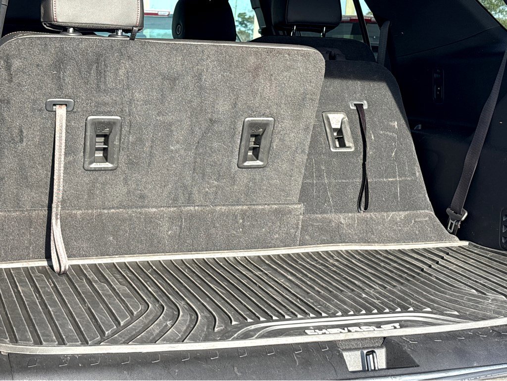 Used 2023 Chevrolet Traverse RS image 43