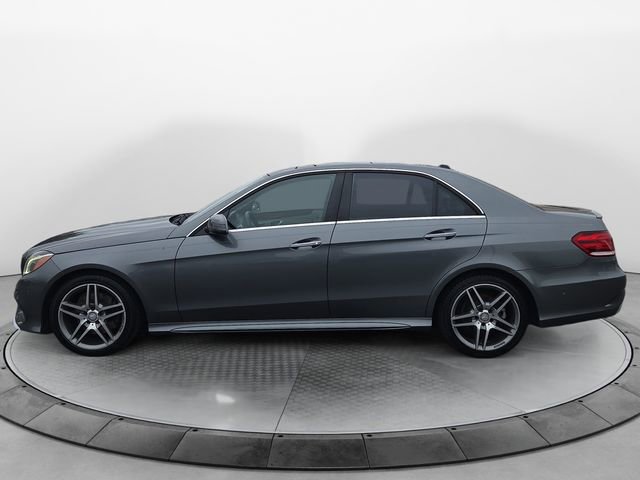 Used 2016 Mercedes-Benz E 350 Sedan w/ Premium Package image 2