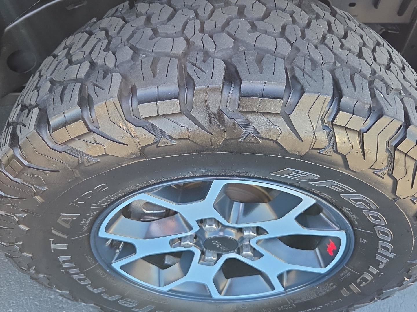 Used 2021 Jeep Wrangler Rubicon AWD/4WD image 3