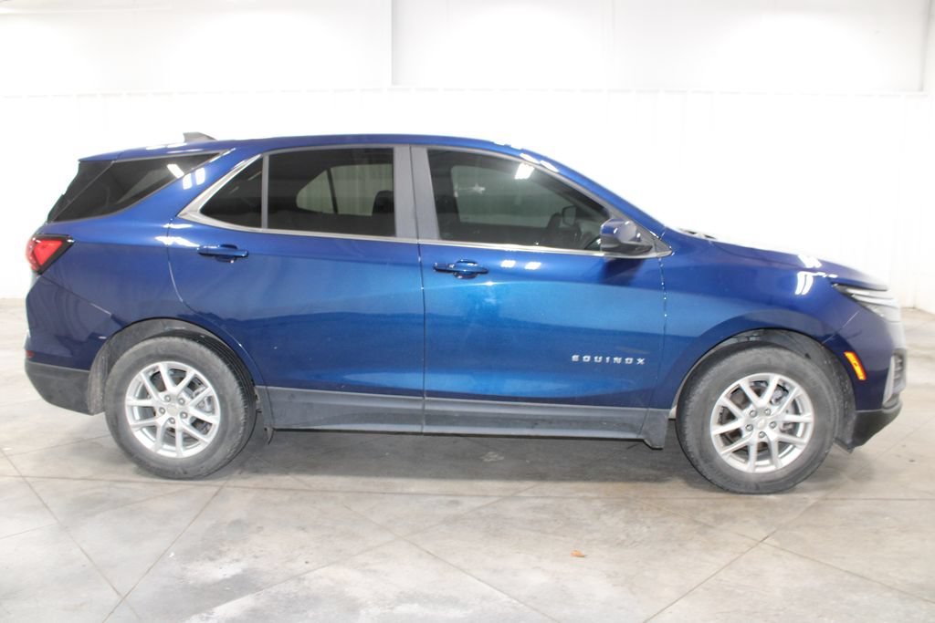 Used 2023 Chevrolet Equinox LT FWD image 11