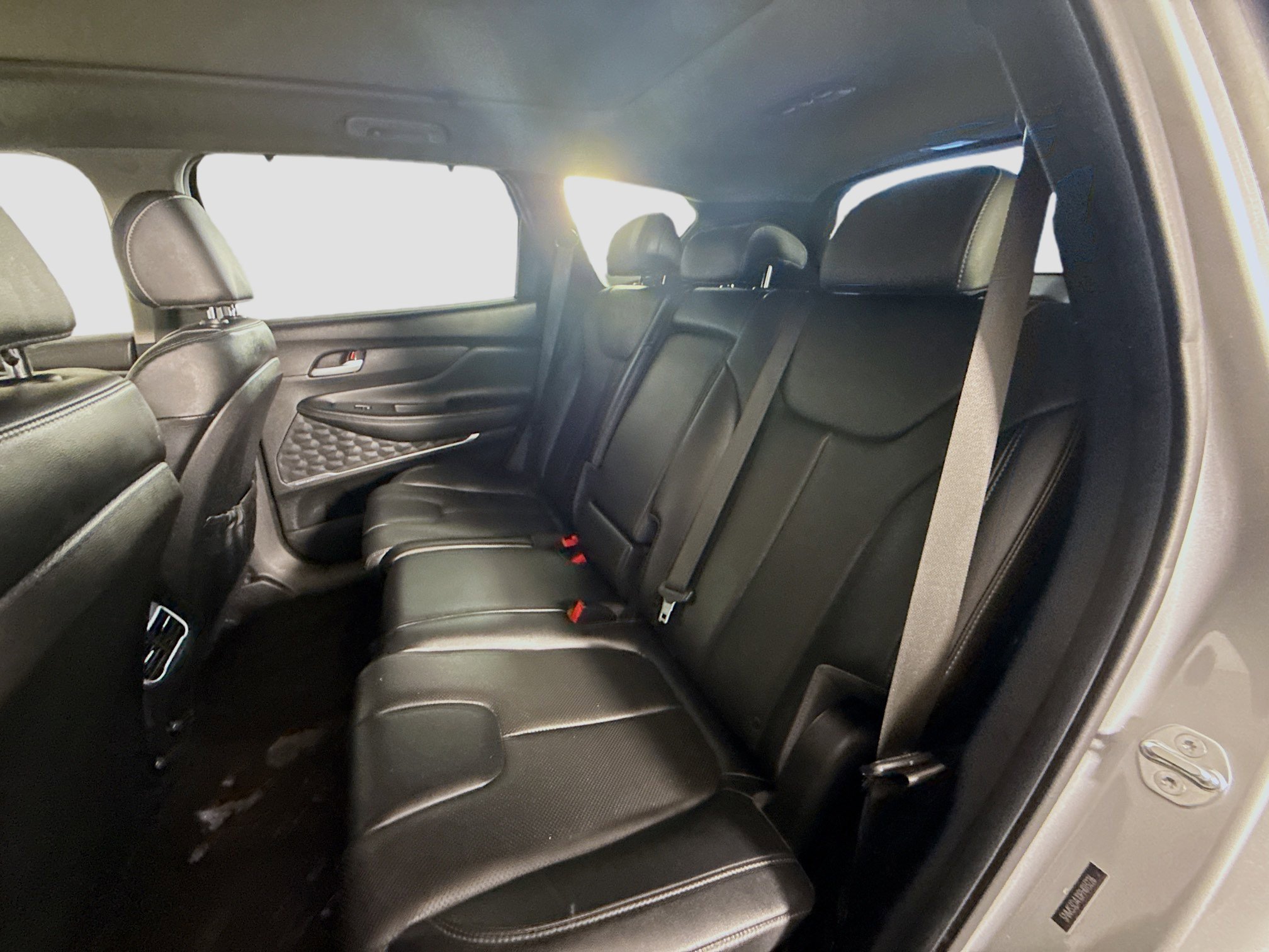 Used 2023 Hyundai Santa Fe SEL Premium image 25