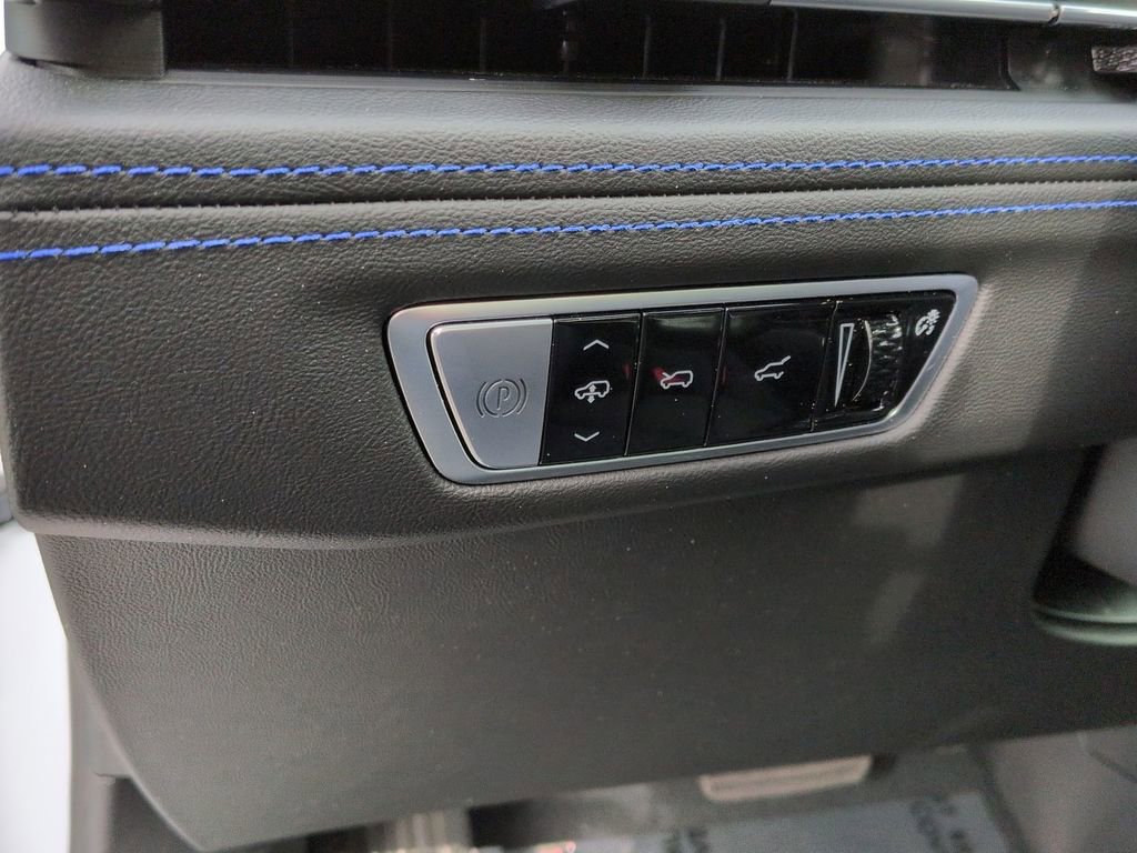 Certified 2026 Cadillac Escalade IQL Sport 1 image 25