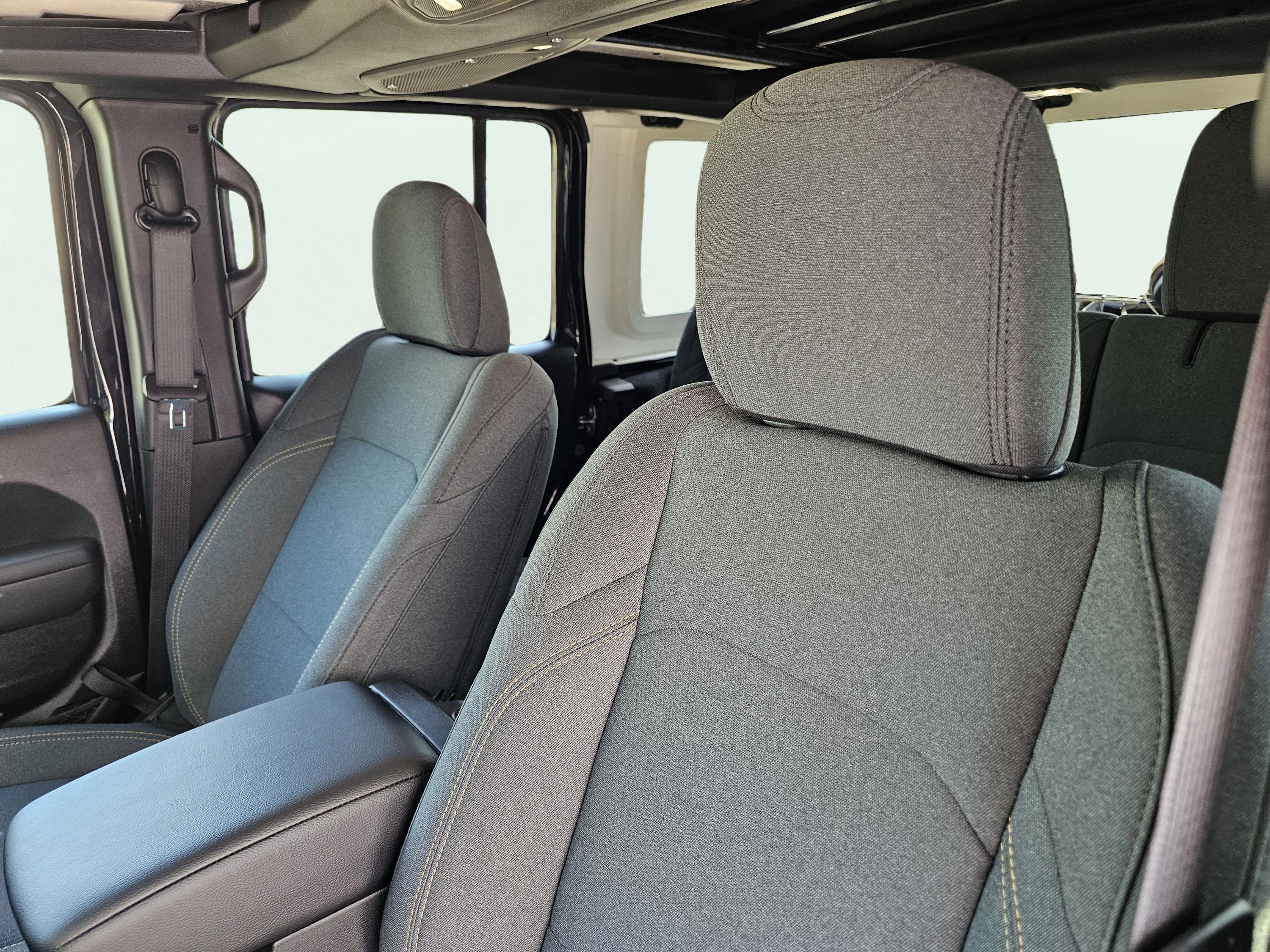 New 2026 Jeep Wrangler Unlimited Sport AWD/4WD image 18