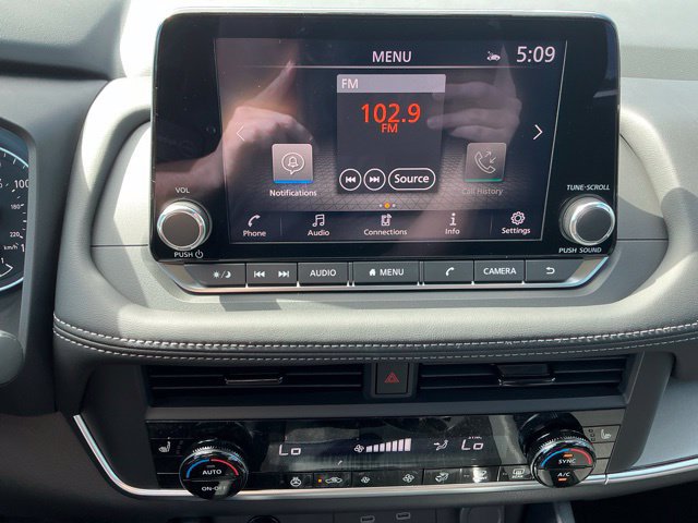 New 2026 Nissan Rogue Dark Armor AWD/4WD image 15