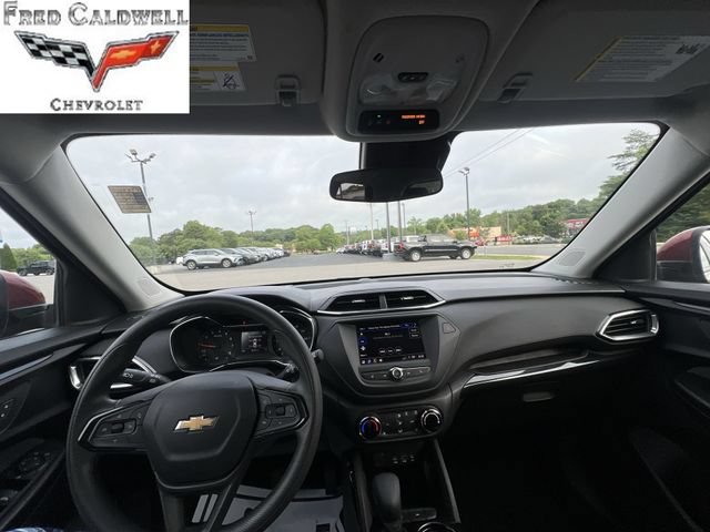 Used 2023 Chevrolet TrailBlazer LT FWD image 10