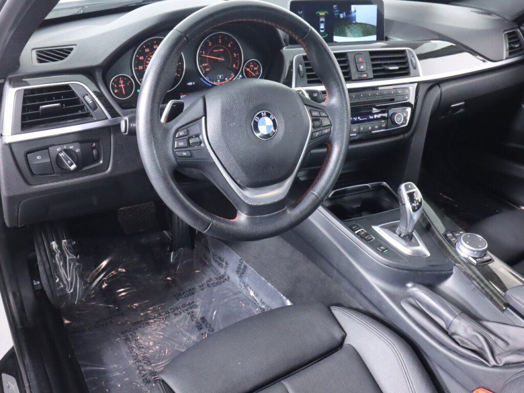 Used 2017 BMW 328d Sedan image 9