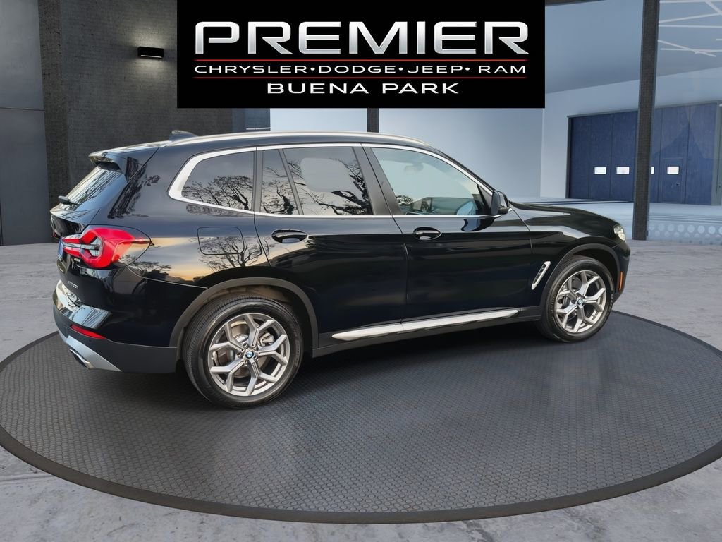 Used 2024 BMW X3 xDrive30i w/ Premium Essential Package image 8