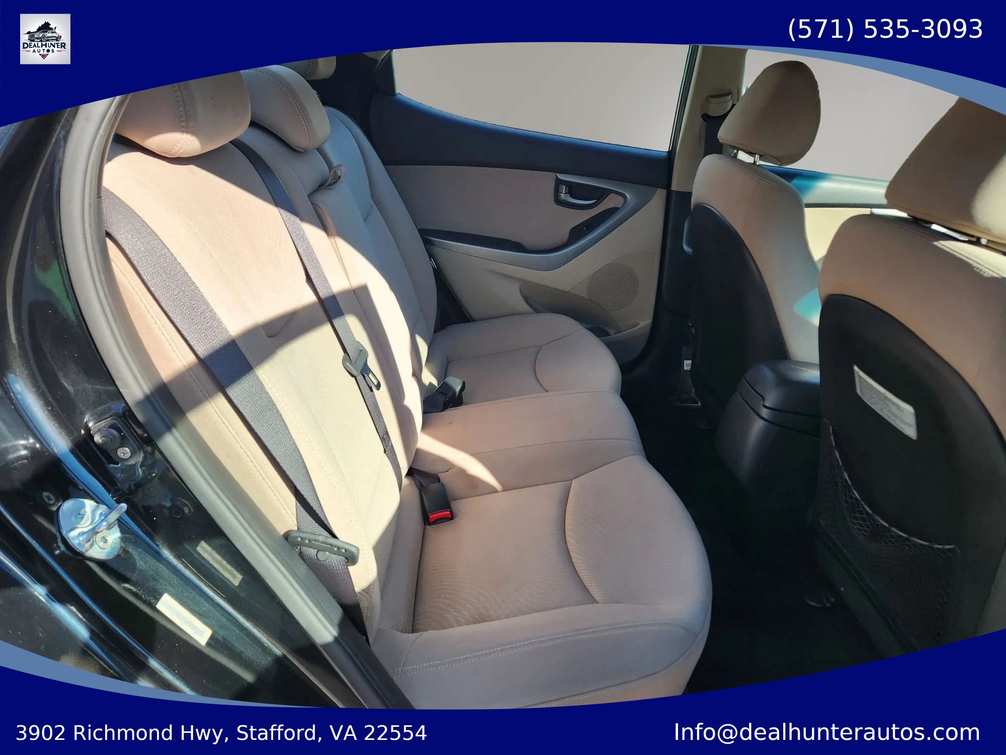 Used 2015 Hyundai Elantra SE w/ Option Group 02 FWD image 17