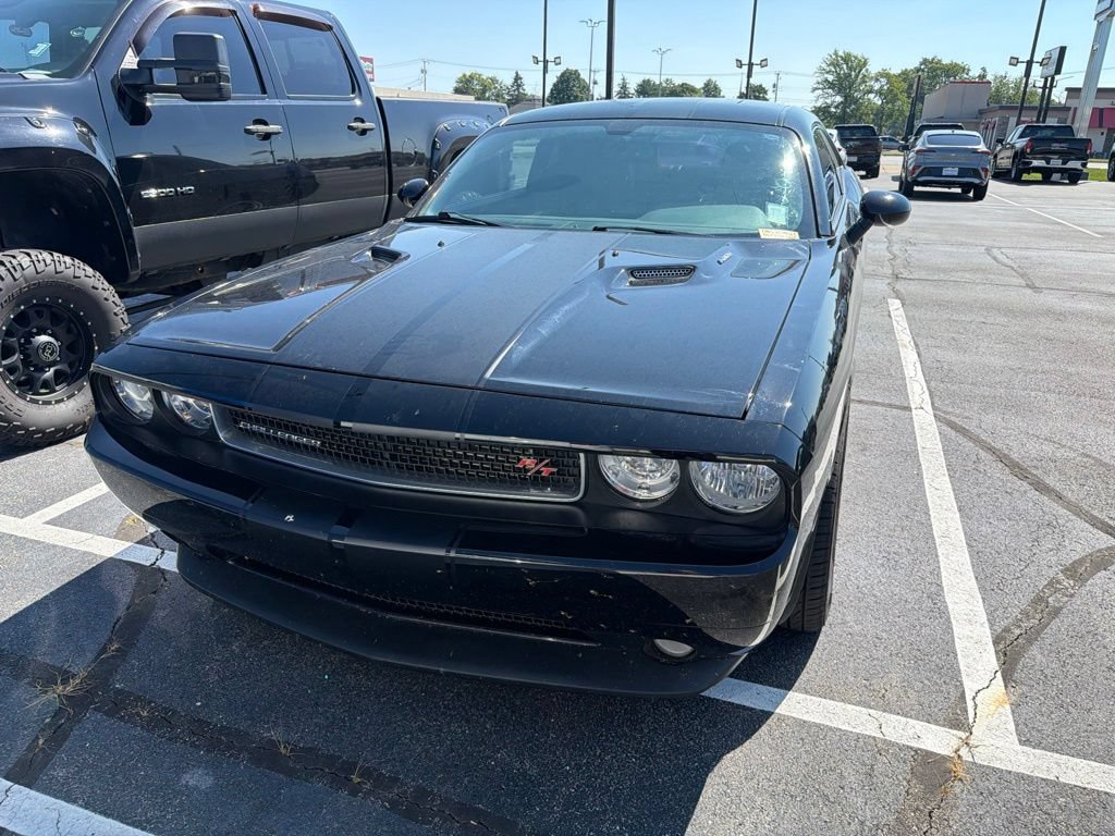 Used 2013 Dodge Challenger R/T Plus RWD image 2