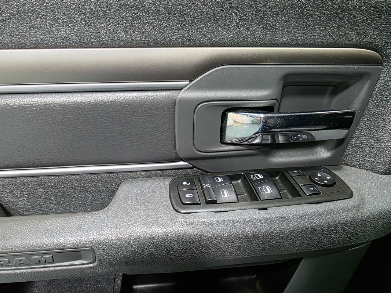 Used 2013 RAM 2500 Big Horn AWD/4WD image 18