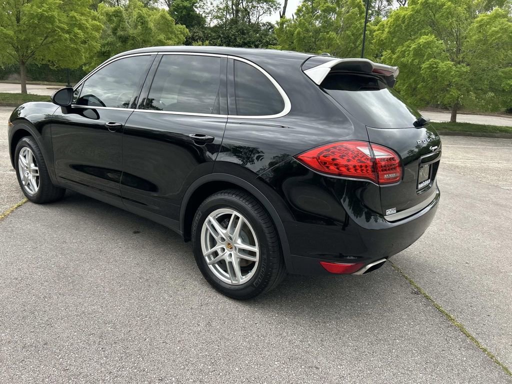 Used 2014 Porsche Cayenne Platinum Edition AWD/4WD image 5
