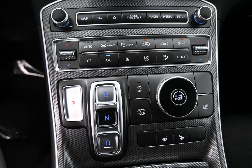 Used 2023 Hyundai Santa Fe SEL FWD image 14