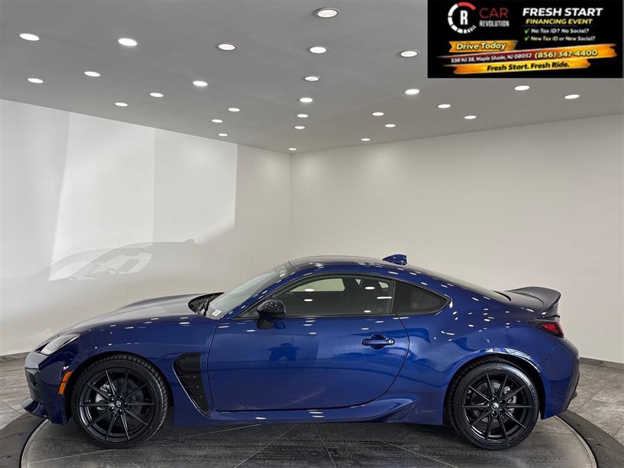 Used 2023 Toyota GR86 Premium w/ ALL Weather Mat Package (TMS) RWD image 4