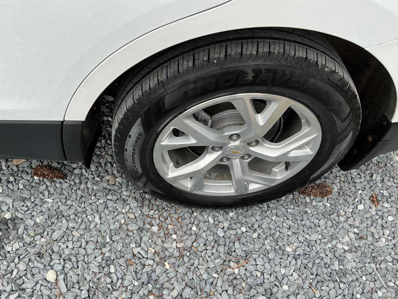 Used 2020 Chevrolet Equinox LT AWD/4WD image 26