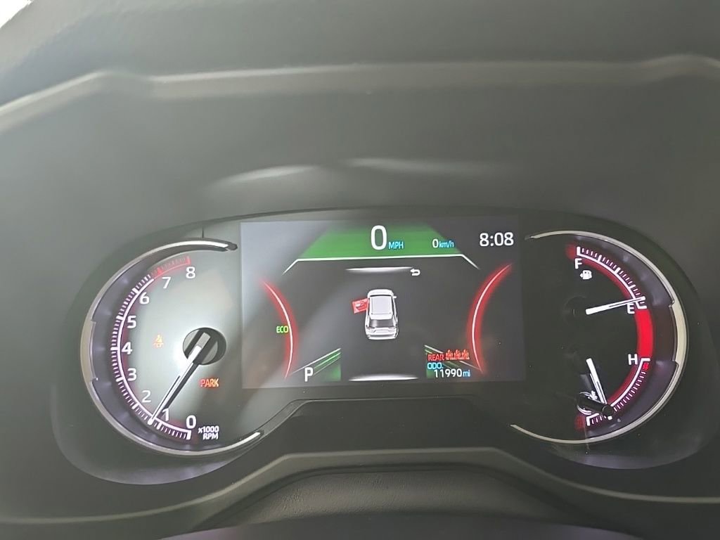 Used 2024 Toyota RAV4 LE image 17