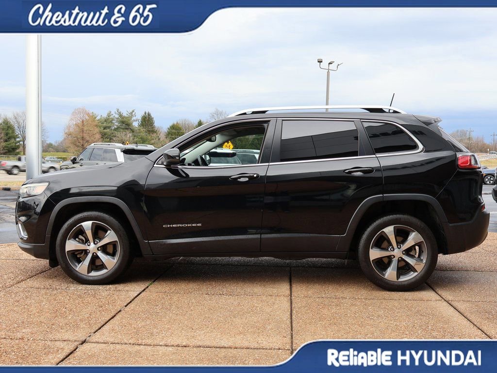 Used 2020 Jeep Cherokee Limited image 3