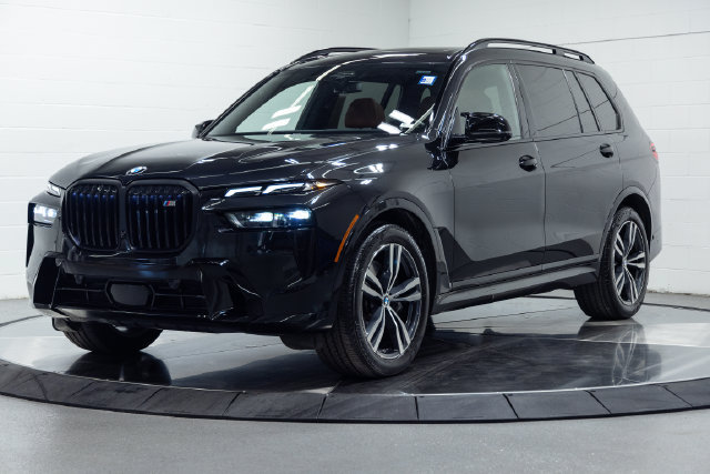 Certified 2024 BMW X7 M60i AWD/4WD image 6