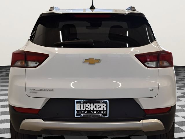 Used 2025 Chevrolet TrailBlazer LT w/ Driver Confidence Package AWD/4WD image 11