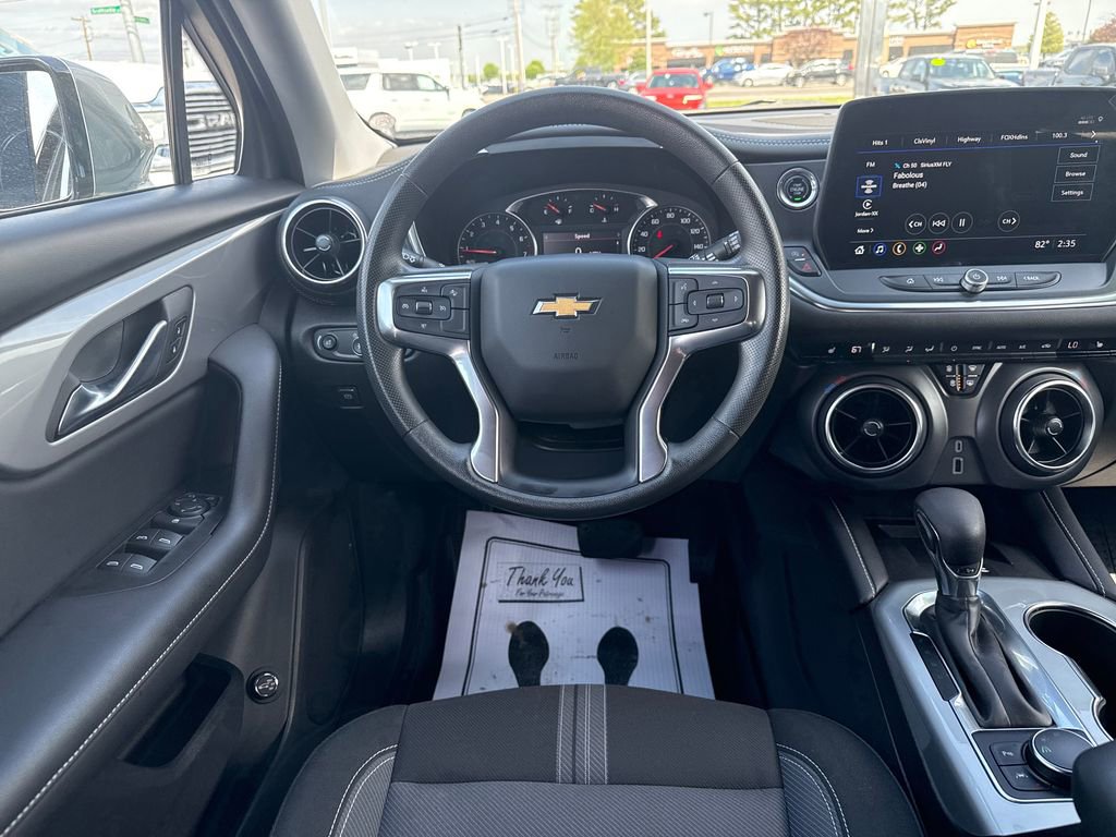 Used 2024 Chevrolet Blazer LT w/ Convenience Package image 17
