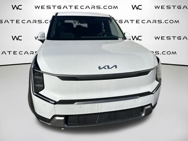 New 2026 Kia EV9 Light image 4