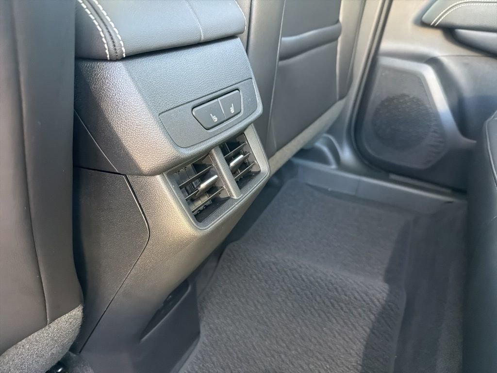 New 2026 GMC Terrain Denali w/ LPO, Black Badging Package AWD/4WD image 26