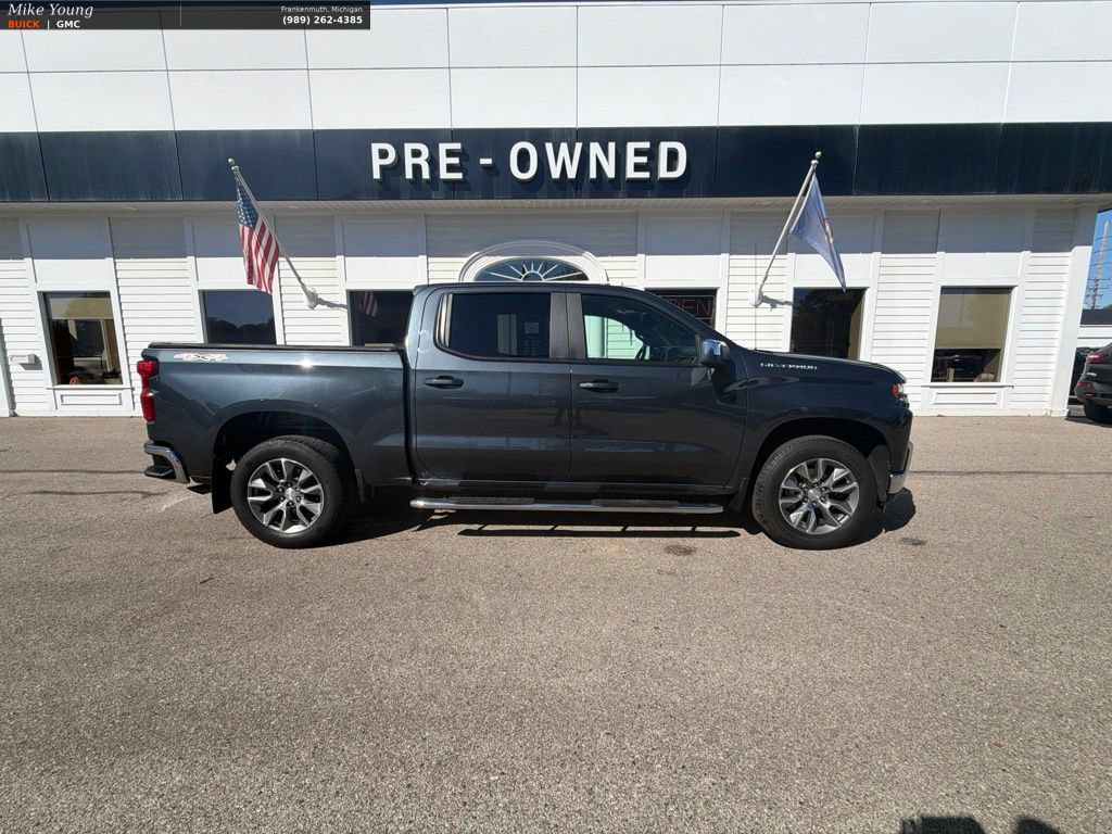 Used 2022 Chevrolet Silverado 1500 LT AWD/4WD image 4
