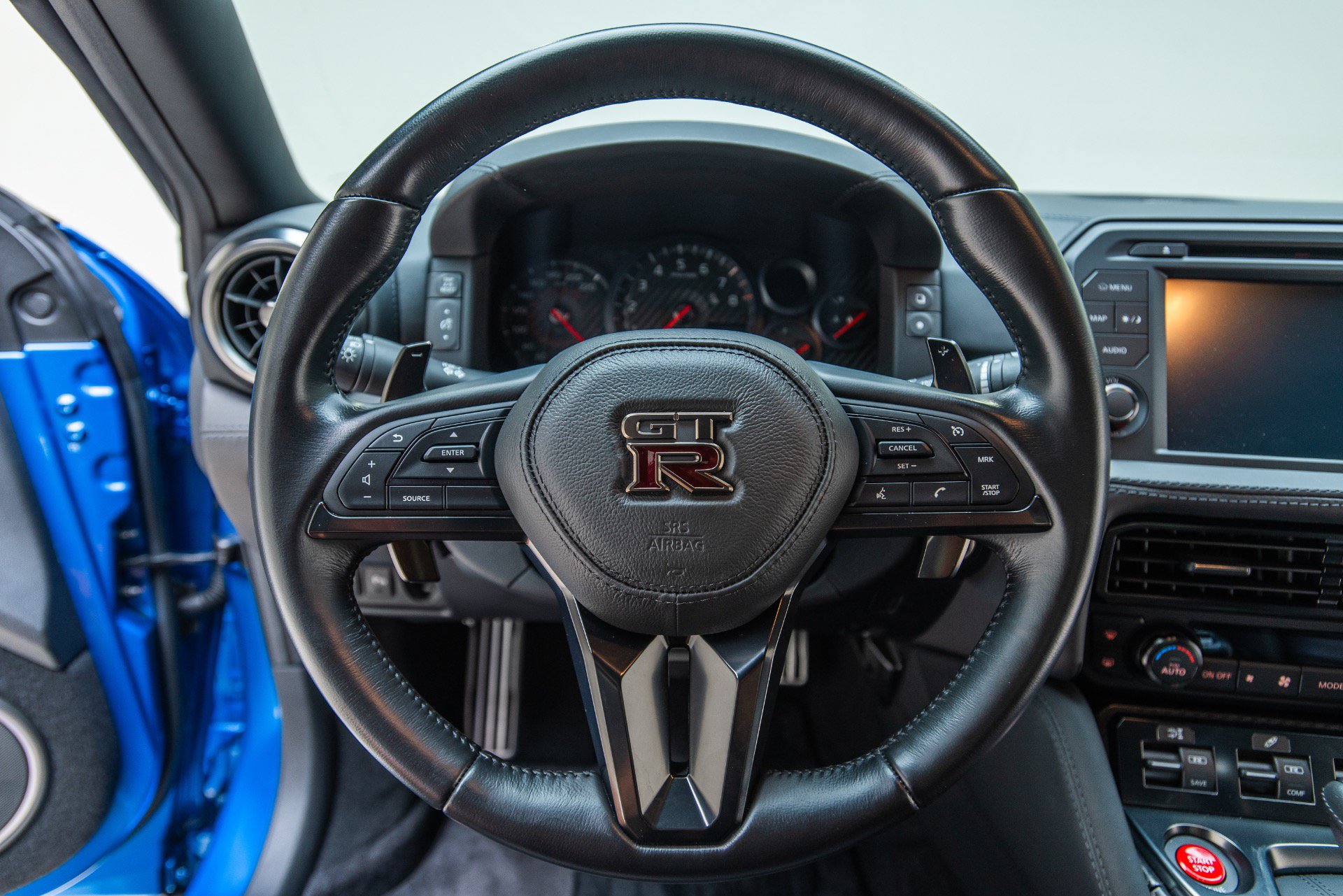 Used 2021 Nissan GT-R Premium AWD/4WD image 40