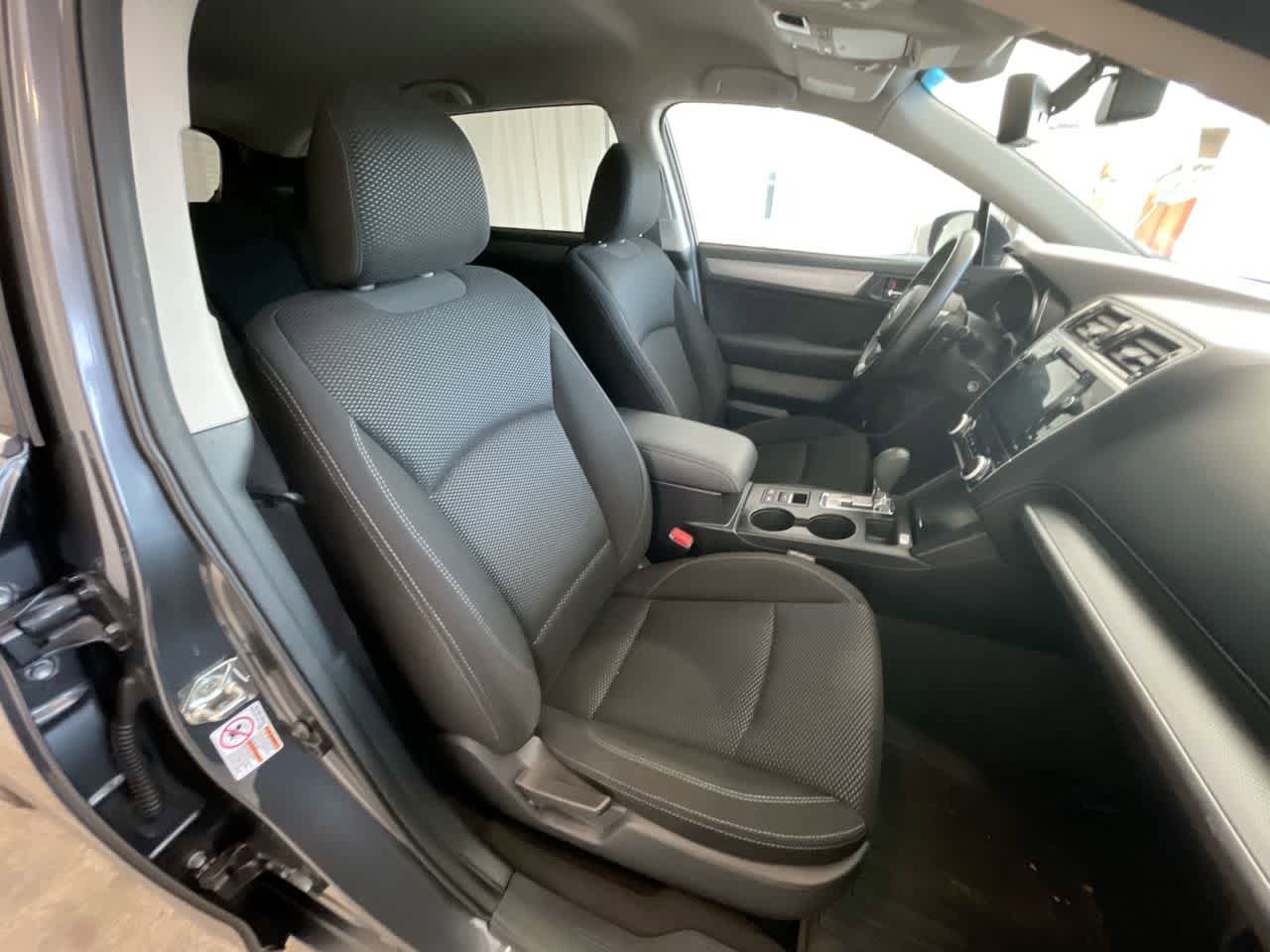 Used 2018 Subaru Outback 2.5i Premium AWD/4WD image 24