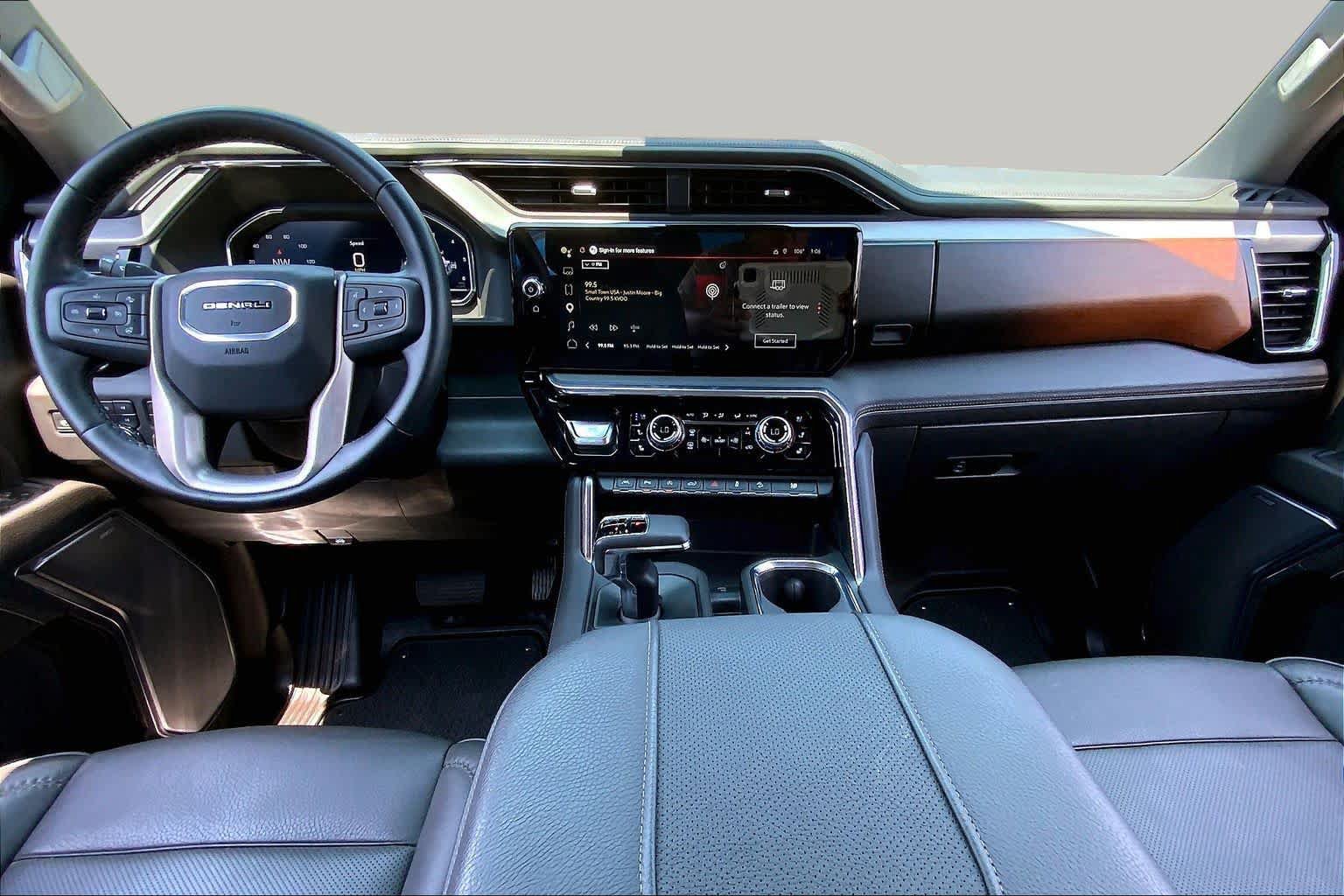 Used 2024 GMC Sierra 1500 Denali w/ Denali Reserve Package AWD/4WD image 16