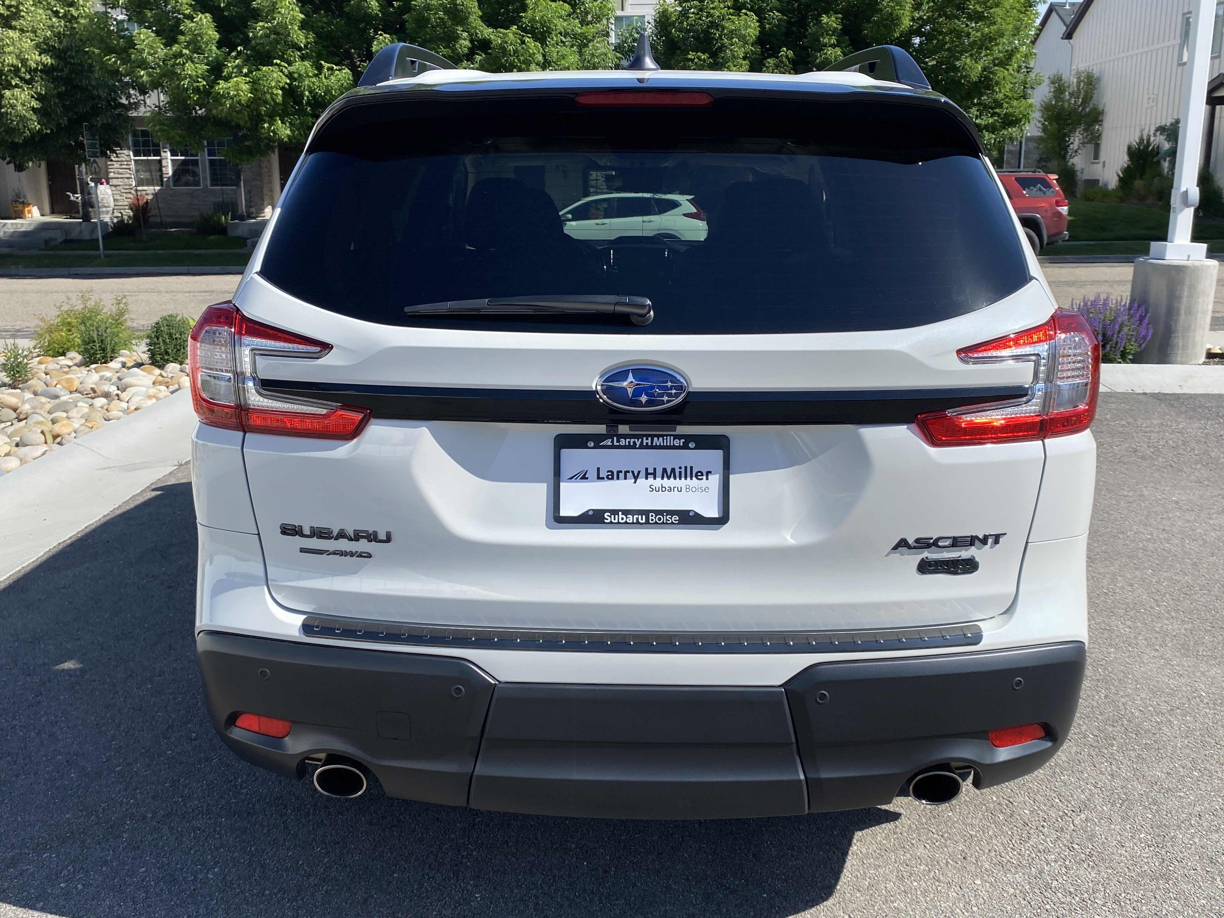 Certified 2025 Subaru Ascent Bronze Edition AWD/4WD image 5