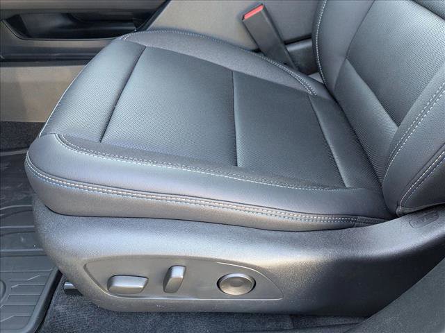 New 2026 Chevrolet Equinox EV LT image 4