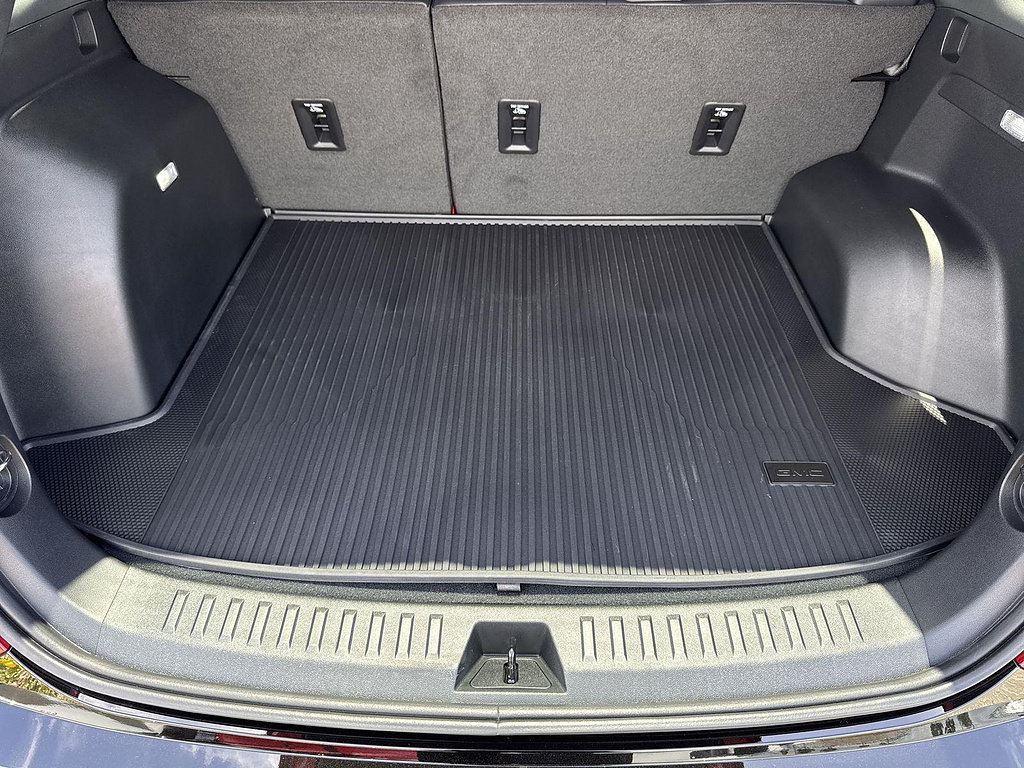 New 2026 GMC Terrain AT4 w/ Technology Package II AWD/4WD image 26