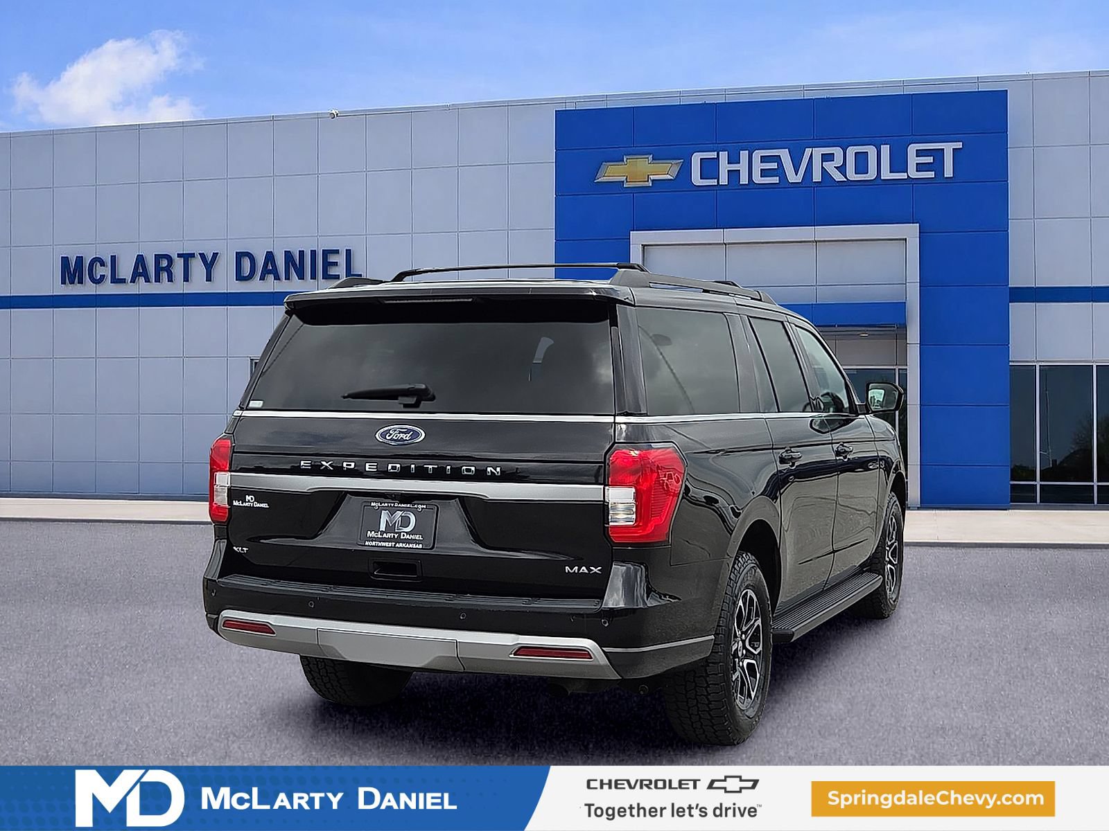 Used 2024 Ford Expedition Max XLT AWD/4WD image 5