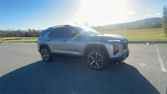 New 2026 Chevrolet Equinox RS w/ LPO, Floor Liner Package image 4