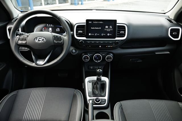 New 2026 Hyundai Venue SEL image 6