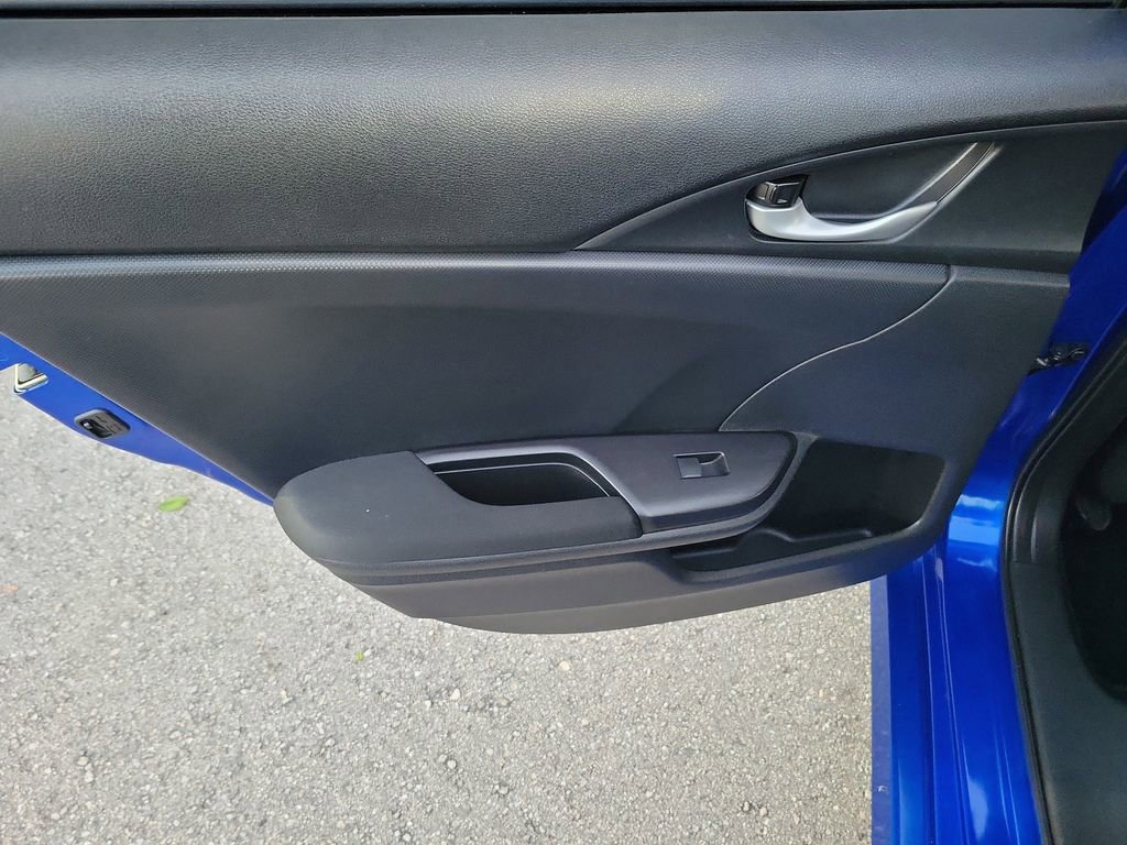 Used 2018 Honda Civic EX-T image 11