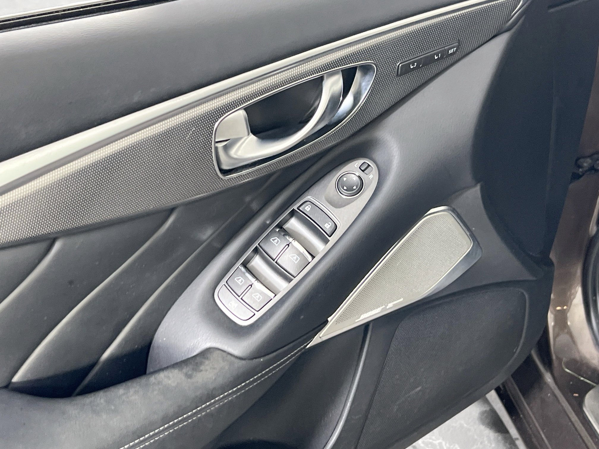 Used 2017 INFINITI Q50 3.0t Premium w/ 3.0T Premium Plus Package image 17