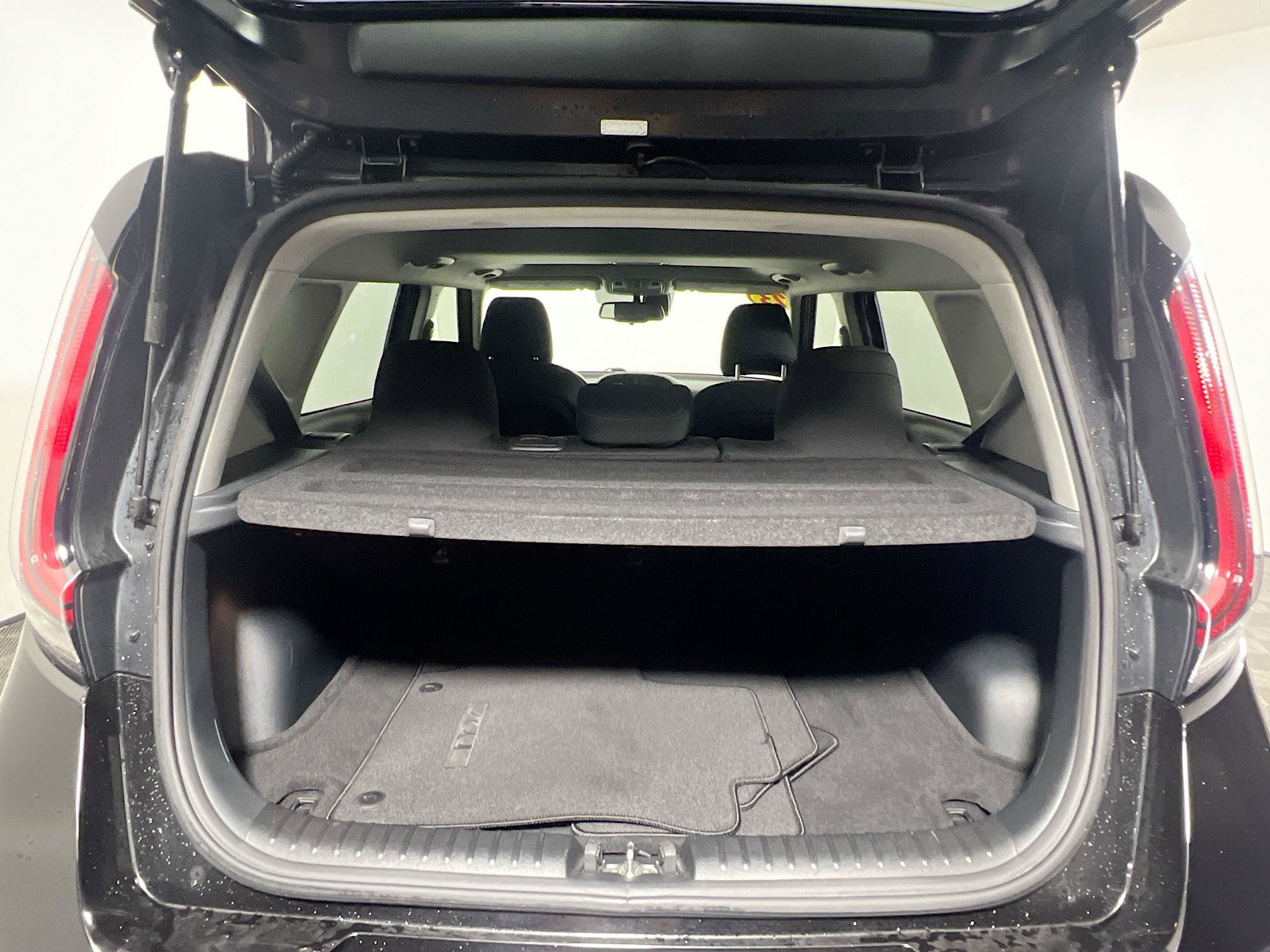 Used 2023 Kia Soul EX FWD image 33