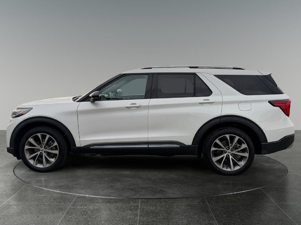 Certified 2025 Ford Explorer Platinum w/ Ultimate Package AWD/4WD image 6