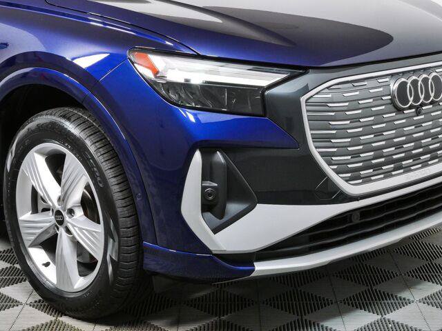 Used 2023 Audi Q4 e-tron Premium Plus w/ Premium Plus AWD/4WD image 40