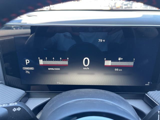 New 2025 Nissan Kicks SR image 28