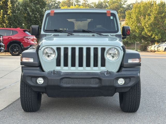 Used 2023 Jeep Wrangler Sport AWD/4WD image 5