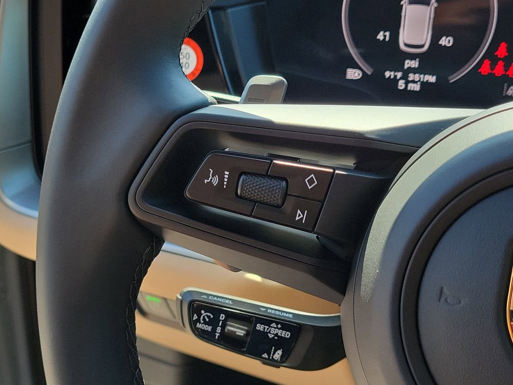 New 2026 Porsche Cayenne image 34