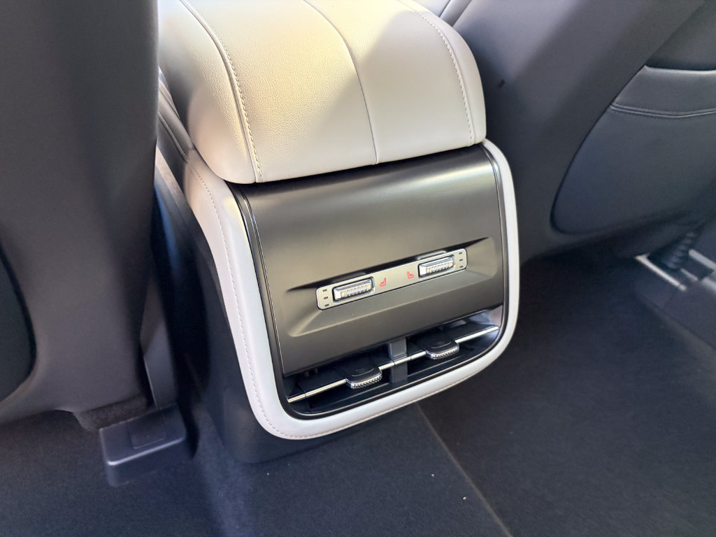 New 2026 Lincoln Nautilus Reserve AWD/4WD image 51