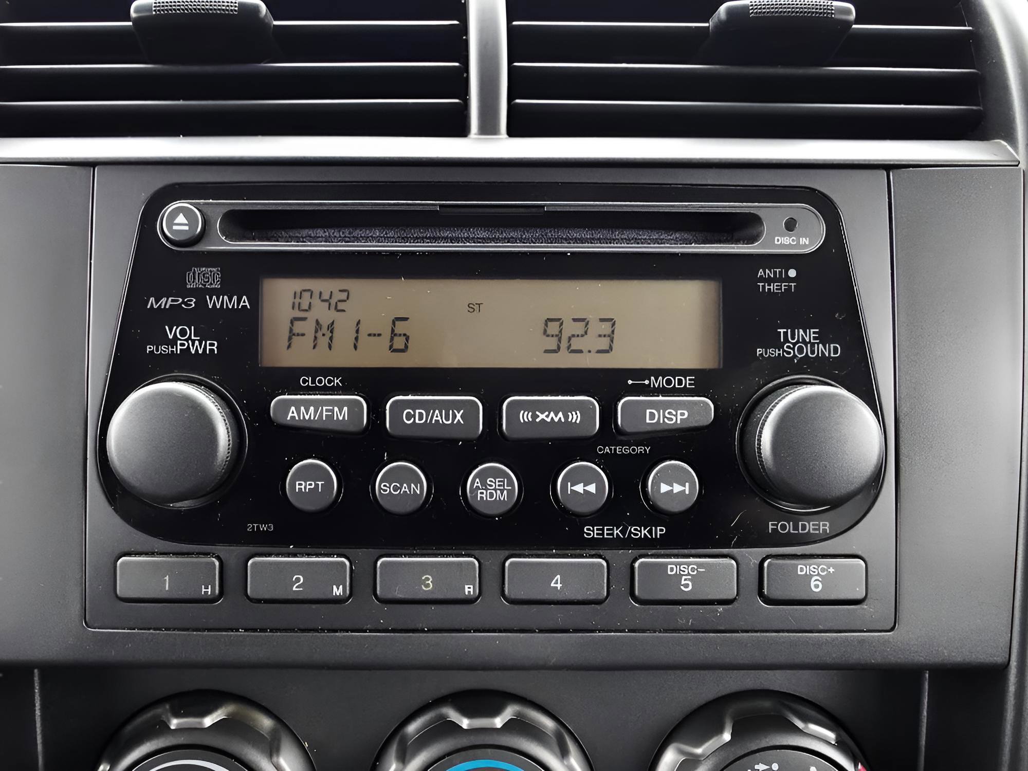 Used 2005 Honda Element EX image 26