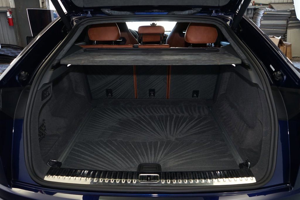 Used 2019 Lamborghini Urus image 36