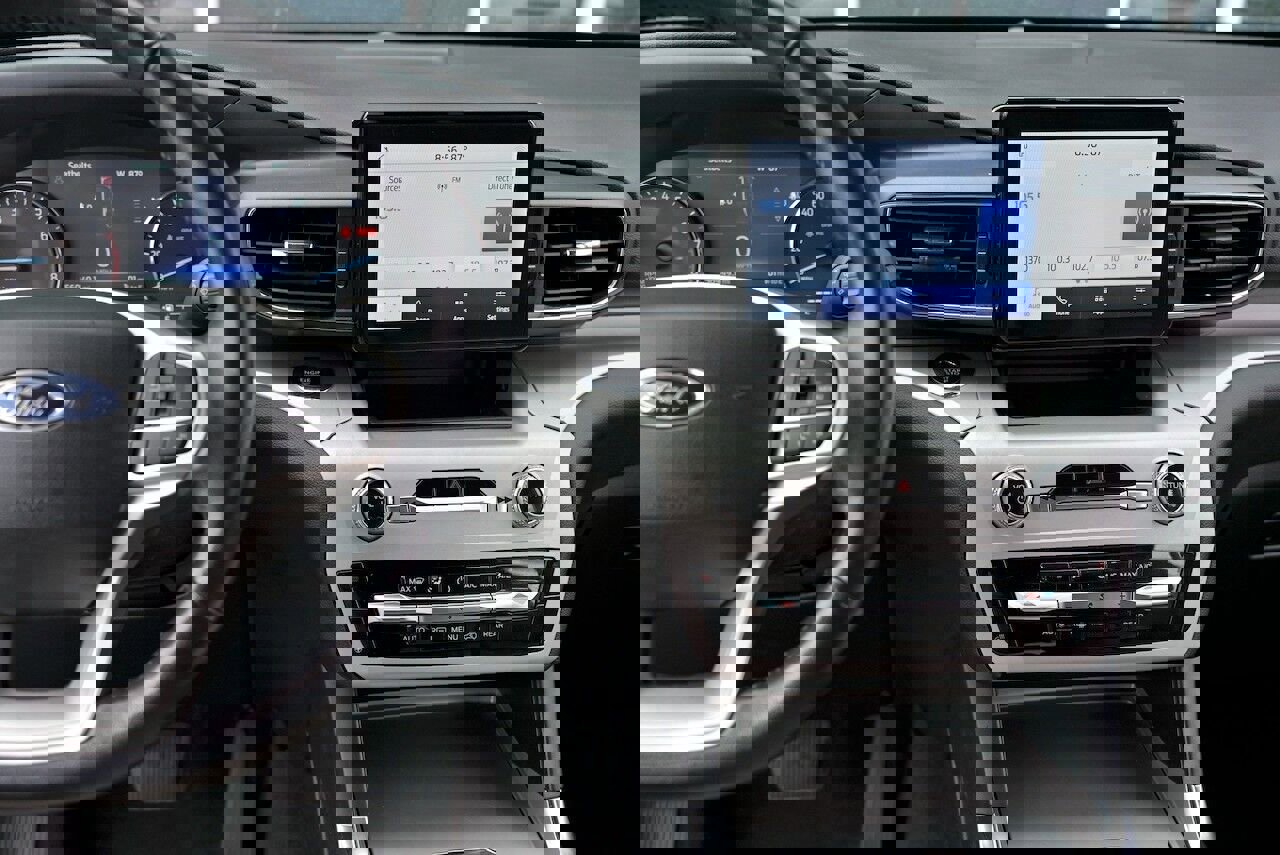 Used 2023 Ford Explorer XLT w/ Equipment Group 202A image 24